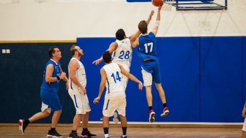 אליפות האוניברסיטאות הרביעית בכדורסל. (3).jpg