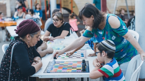 16 (בינוני).jpg